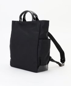 LA BAGAGERIE ツイルナイロン×エナメル リュックサック