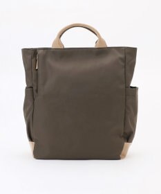 LA BAGAGERIE ツイルナイロン×エナメル リュックサック