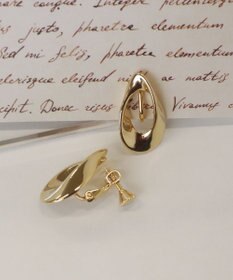 Tiaclasse 【安田美沙子さん着用・金属アレルギー対応】ツイストドロップイヤリング