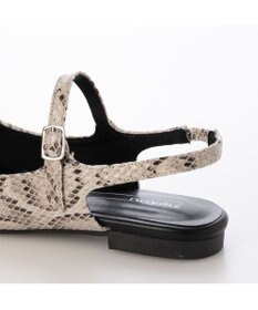 MODE ET JACOMO <noyau>ポインテッドトゥバックベルトパンプス