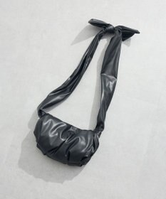 Green Parks ・ＱＵＯＮ　ギャザーリボンショルダー