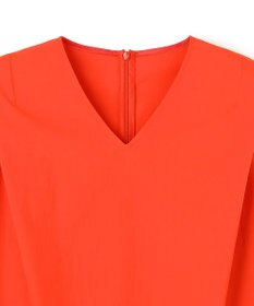 BEIGE， YANN / Vネックタックブラウス