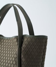 MIYABIYA LAQUOH【撥水加工】篭目柄エンボスボンディングトートL