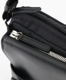 Y'SACCS ベルトスクエアミニマムショルダーバッグ