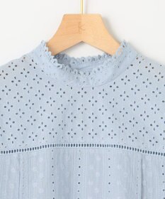 組曲 【WEB限定色あり】エンブロイダリーレース　ハイネック半袖ブラウス