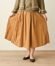 muuc 〈オーガニックコットン〉〈通年着られる〉フラワーノット刺繍 ウエスト後ろゴムあり 裏地あり ギャザースカート