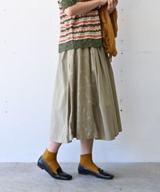 muuc 〈オーガニックコットン〉〈通年着られる〉フラワーノット刺繍 ウエスト後ろゴムあり 裏地あり ギャザースカート