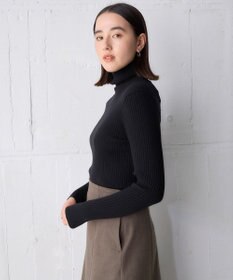 UNFILO 【吸湿発熱】リブ タートルネック ニット