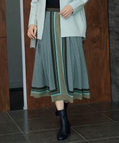 自由区 【洗える】ジオメトリックハートプリント スカート