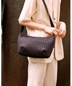 MIYABIYA LAQUOH【撥水加工】篭目柄エンボスボンディングショルダー