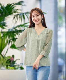 Tiaclasse L 【洗える】花柄Vネックブラウス