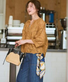 23区 S 【一部予約/見上愛さん着用】カットワークエンブロイダリー 2WAYブラウス