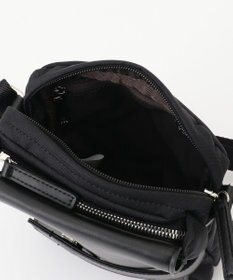 Y'SACCS ベルトスクエアミニマムショルダーバッグ