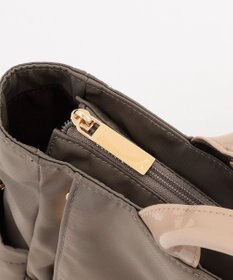 LA BAGAGERIE ツイルナイロン×エナメル リュックサック