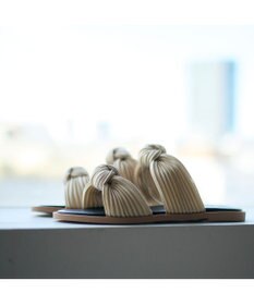 MODE ET JACOMO <carino>プリーツスポンジサンダル