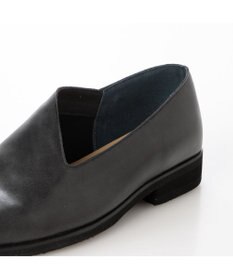 MODE ET JACOMO <D'ICI>カットラインミドルヒールシューズ