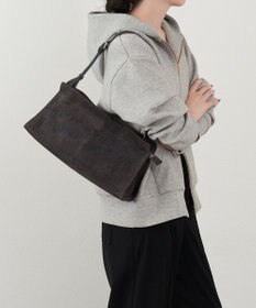 russet ステンシルデザインスエード横長ショルダーバッグ(CE-1640)