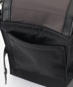 Y'SACCS ベルトスクエアミニマムショルダーバッグ