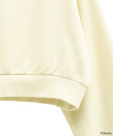 earth music&ecology 【予約】Disney/キラキラモチーフ刺繍オフショルスウェット