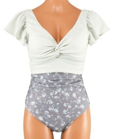 San-ai Resort（三愛水着楽園） 【San-ai Resort×PEACH JOHNコラボ】【ナイスバディ水着】フリルワイヤービキニ　9M・11L