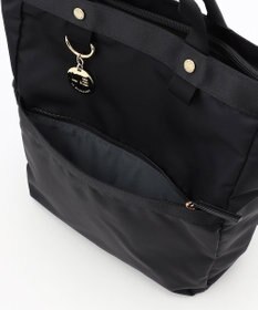 LA BAGAGERIE チャーム付き　ナイロンリュック