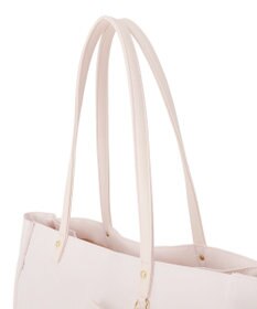 Maison de FLEUR リボンチャーム付き3ルームトートバッグ