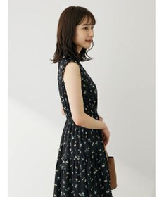 Green Parks ・ＥＬＥＮＣＡＲＥ　ＤＵＥ　フラワーｐｔティアードワンピ