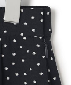 23区 【セットアップ対応/洗える】バックサテンアムンゼン ドットプリント スカート