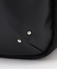 Y'SACCS NEWナイロン×レザーコンビシリーズ　前ポケットラージリュックサック