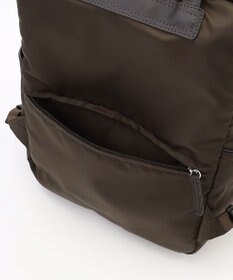 Y'SACCS NEWナイロン×レザーコンビシリーズ　前ポケットラージリュックサック