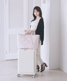 Maison de FLEUR キルティングエアリーキャリーオンバッグ