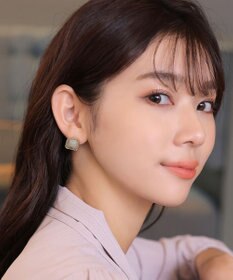 Tiaclasse カラースクエアピアス