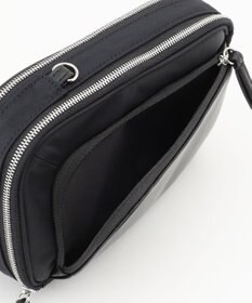 Y'SACCS ナイロン×リサイクルレザー　コンビマルチポシェット