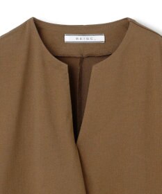 BEIGE， 【洗える】STOCK / オーガニックコットン半袖Vスリットトップス