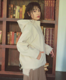 Feroux フード付きコクーンショート コート