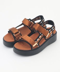 steppi 【洗える】厚底 ストラップサンダル