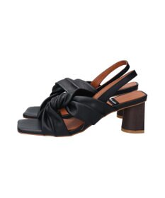 INTER-CHAUSSURES 【ANGEL ALARCON】スクエアトウクロスベルトサンダル