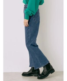 earth music&ecology Ｌｅｅ×ｅ．ｍ．ａ．ｅ．スリットフレアデニムパンツ