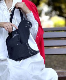 ROOTOTE 1117【ネコポーチ】EU.ウイズルー.オスワリネコ-A