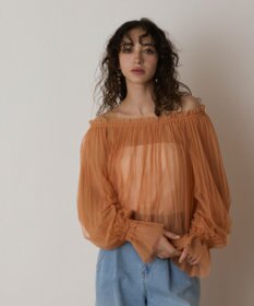 GRACE CONTINENTAL チュールプリーツトップ