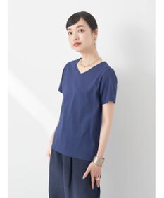 earth music&ecology ＶネックＴシャツ（汗じみ防止）