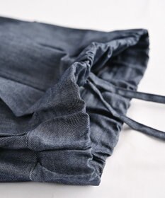 muuc 〈国産デニム〉〈吸水速乾・UVカット機能〉ウエストゴム有り デニム生地のイージーパンツ