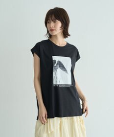 YECCA VECCA フォトプリントノースリーブTee