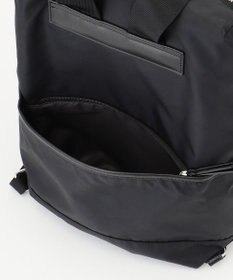 Y'SACCS ナイロン×リサイクルレザー　コンビマルチリュック