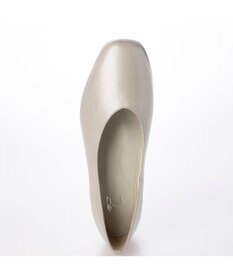 ing <ing>【サスティナブルシリーズ】Vカットフラットパンプス