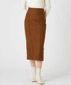 BEIGE， MAZARINE / Iラインスカート