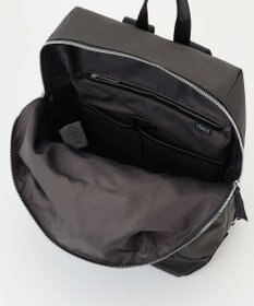 Y'SACCS ナイロン×リサイクルレザー　コンビマルチリュック