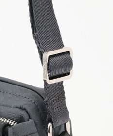 Y'SACCS ベルトスクエアミニマムショルダーバッグ