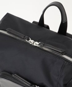 Y'SACCS ナイロン×リサイクルレザー　コンビマルチリュック