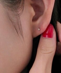 Phoebe 【K10】一粒ダイヤモンドピアス(片耳)　ゴールド